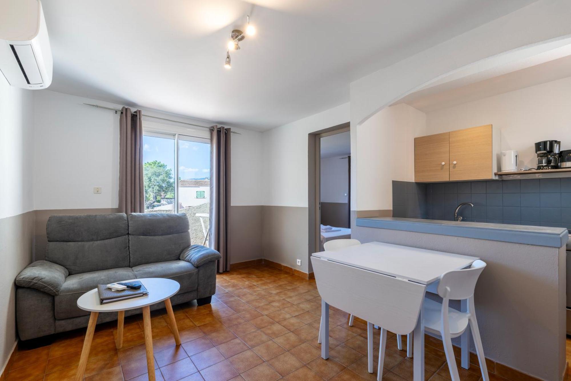 Residence Domaine De Caranella Порто-Векио Стая снимка